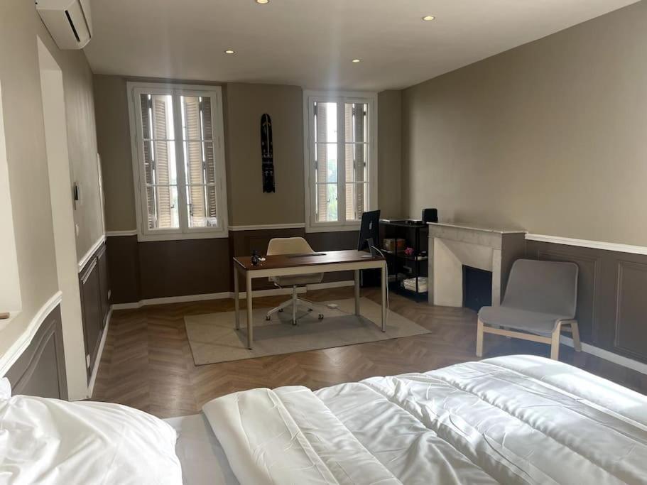 Ancien Hotel Particulier Loue Entier 格拉斯 外观 照片